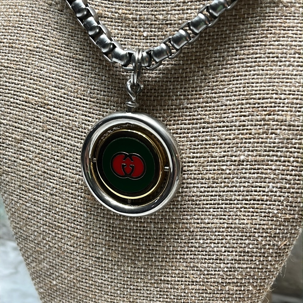 GUCCI STAINLESS STEEL PENDANT AND CHAIN. EUC - Picture 2 of 11